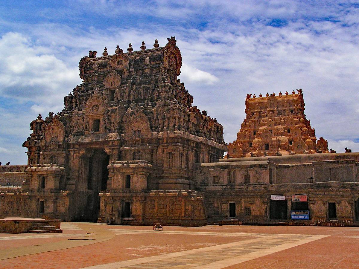 10 Famous Temples In Tamil Nadu | You Must Visit In 2024 - Tusk Travel Blog