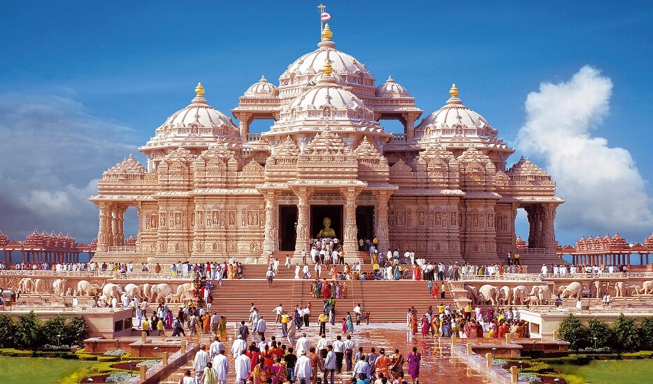 List Of 10 Religious Places And Temples In Delhi Tusk Travel   Akshardham Temple Delhi 