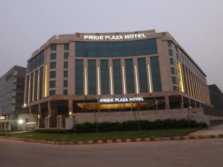 5-star-hotels-near-delhi-airport-2021-updated-tusk-travel