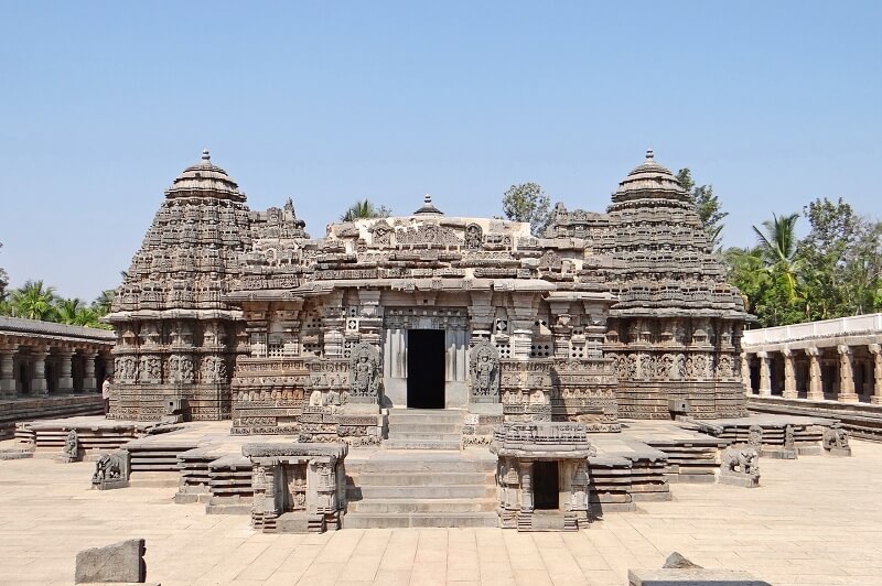 Top 10 Most Famous Temples Of Karnataka - Tusk Travel