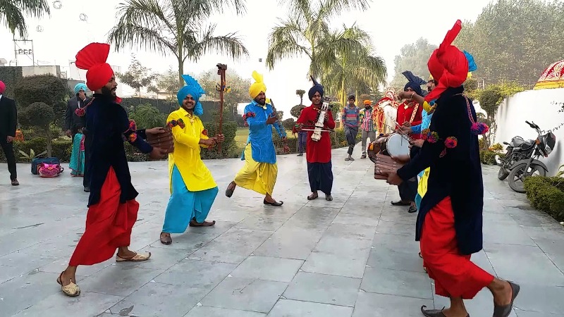 10 Types Of Punjabi Folk Dance - Tusk Travel Blog