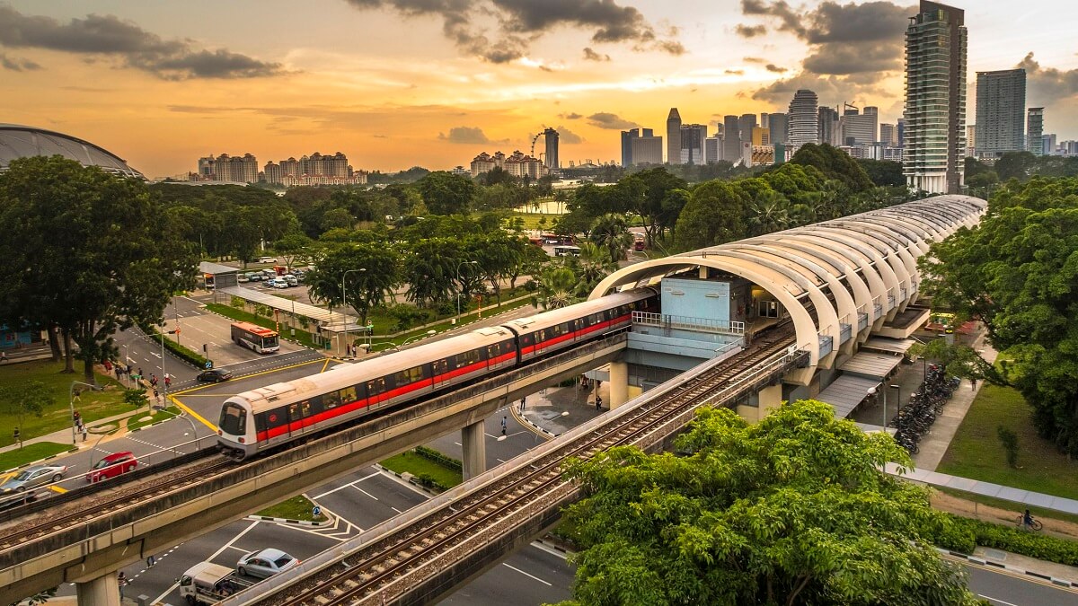 A Complete Guide To Getting Around Singapore - Tusk Travel Blog