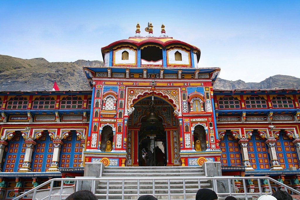 Badrinath Opens for Devotees for Char Dham Yatra on 27 Apr 2023 at 710