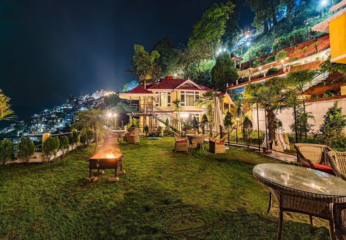 Planning Your Stay? Explore Hill View Hotels In Darjeeling